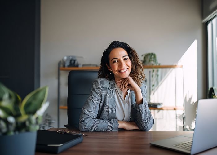 Executive search and recruitment in Dubai across construction property professional services technology finance healthcare retail logistics